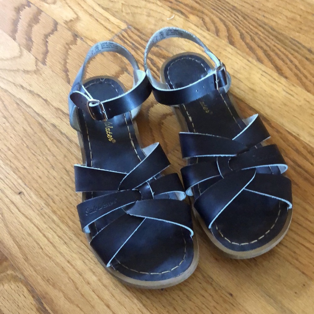 Black saltwater sandals